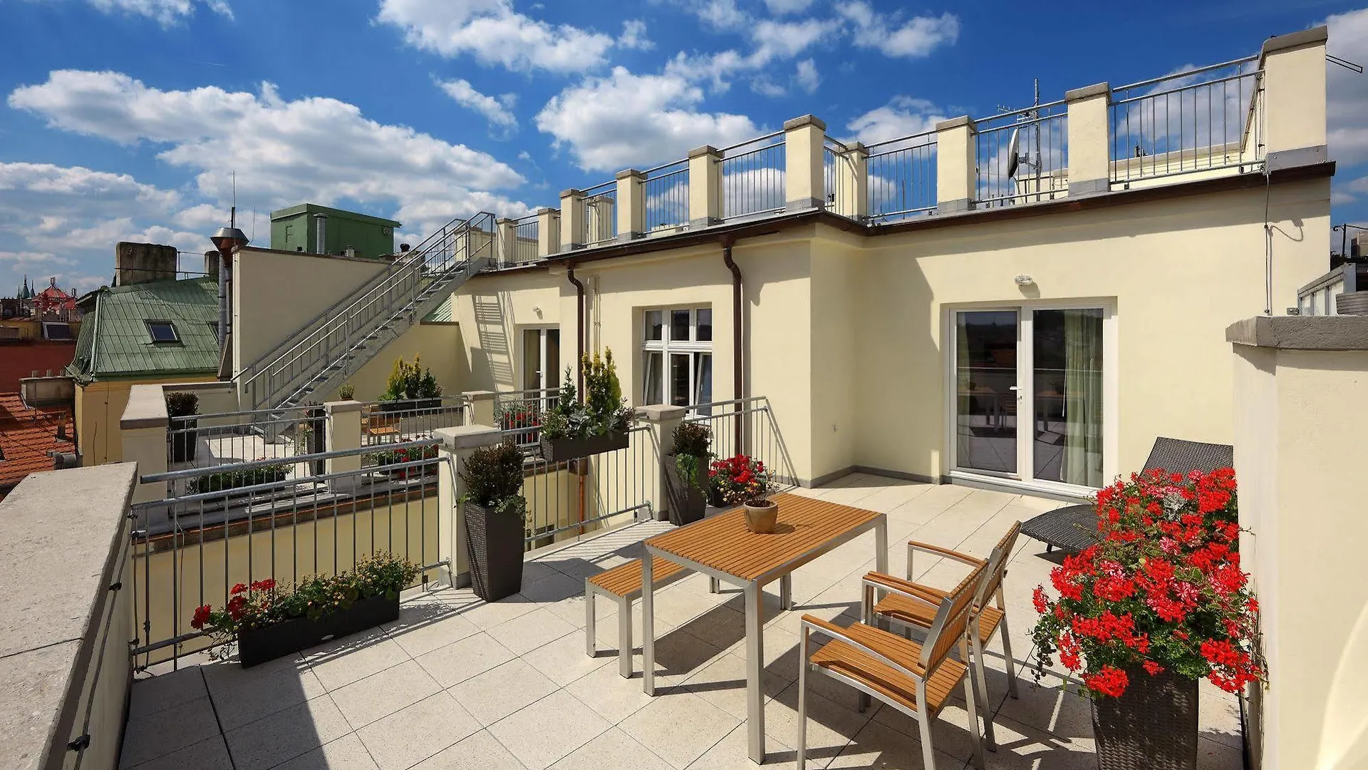 Salvator Superior Apartments Πράγα