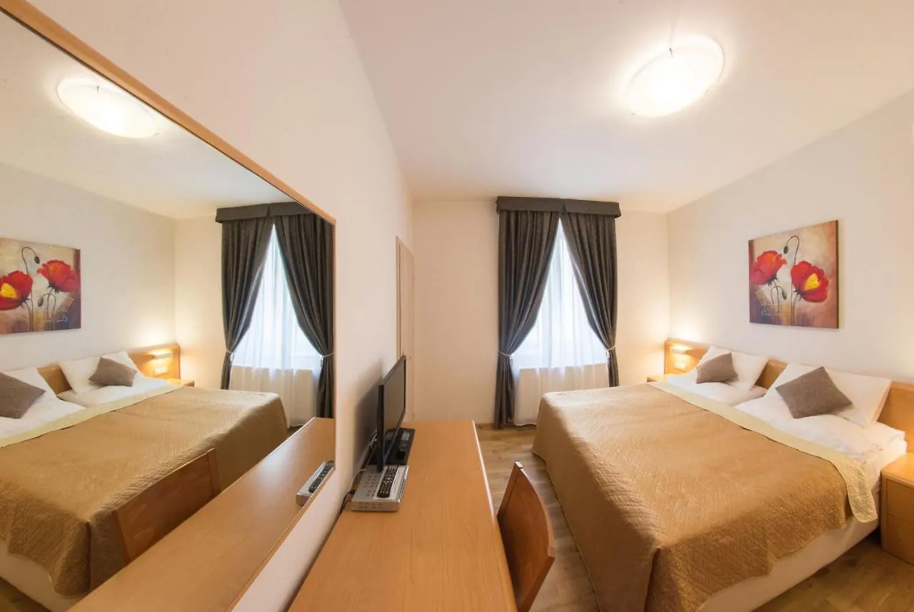 Salvator Superior Apartments Prague